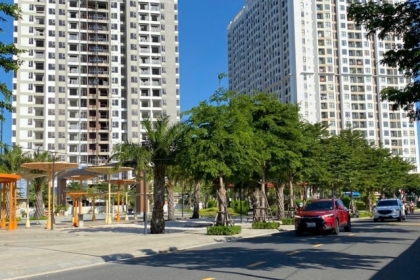BÁN CĂN FPT PLAZA 2 THẤP TẦNG 2 PHÒNG NGỦ - VIEW NỘI KHU GIÁ CHỈ 2TỶ850