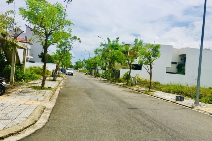 Bán nhanh lô 180m2 khu Fpt city