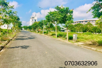  BÁN NHANH LÔ 90M2 GẦN FPT COMPLEX GIÁ 3TỶ5xx