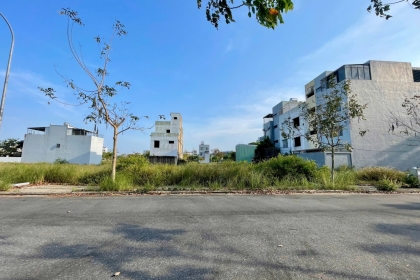 HÀNG HIẾM LÔ ĐẸP 144M2 FPT CITY