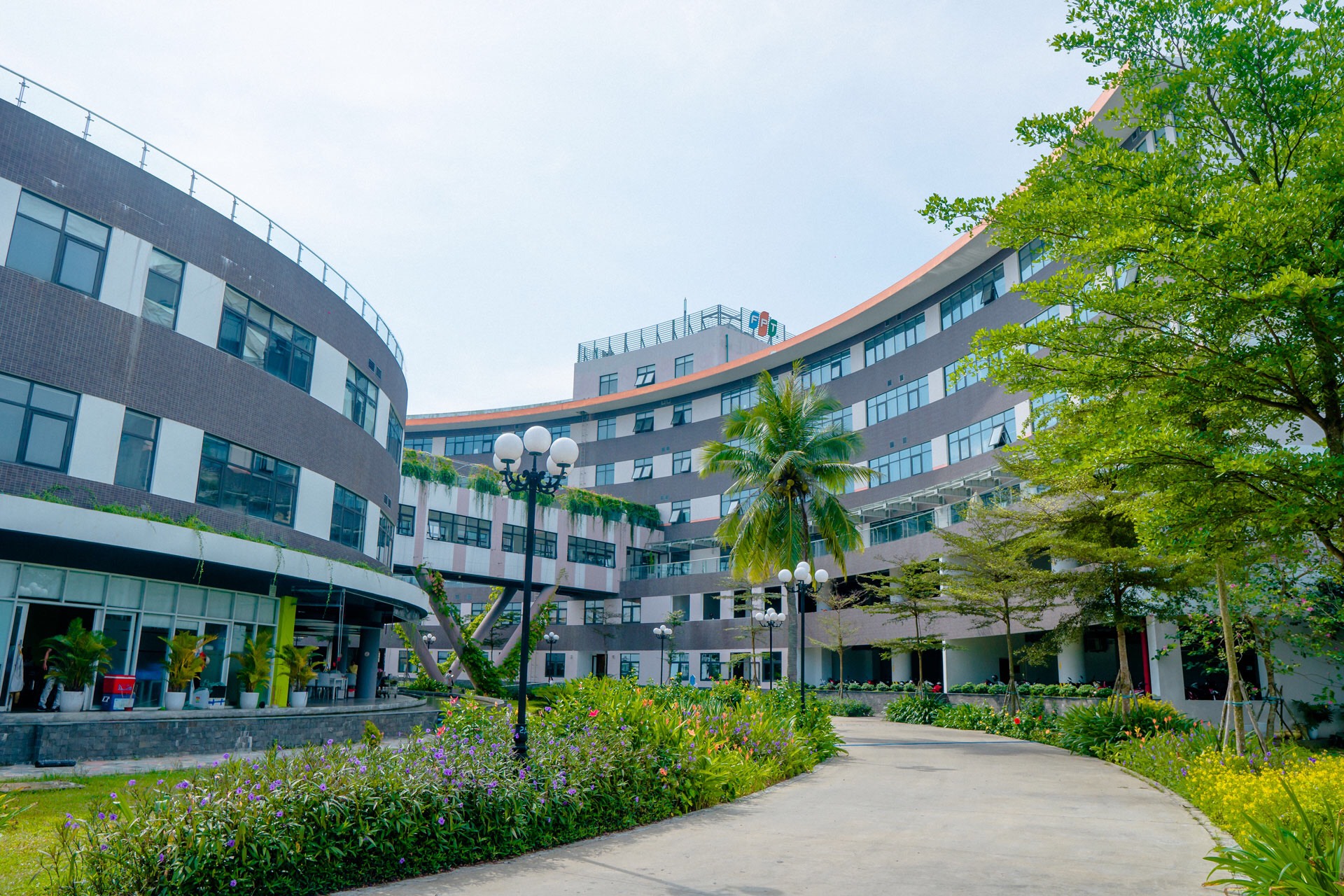 nhadatfptdanang.com